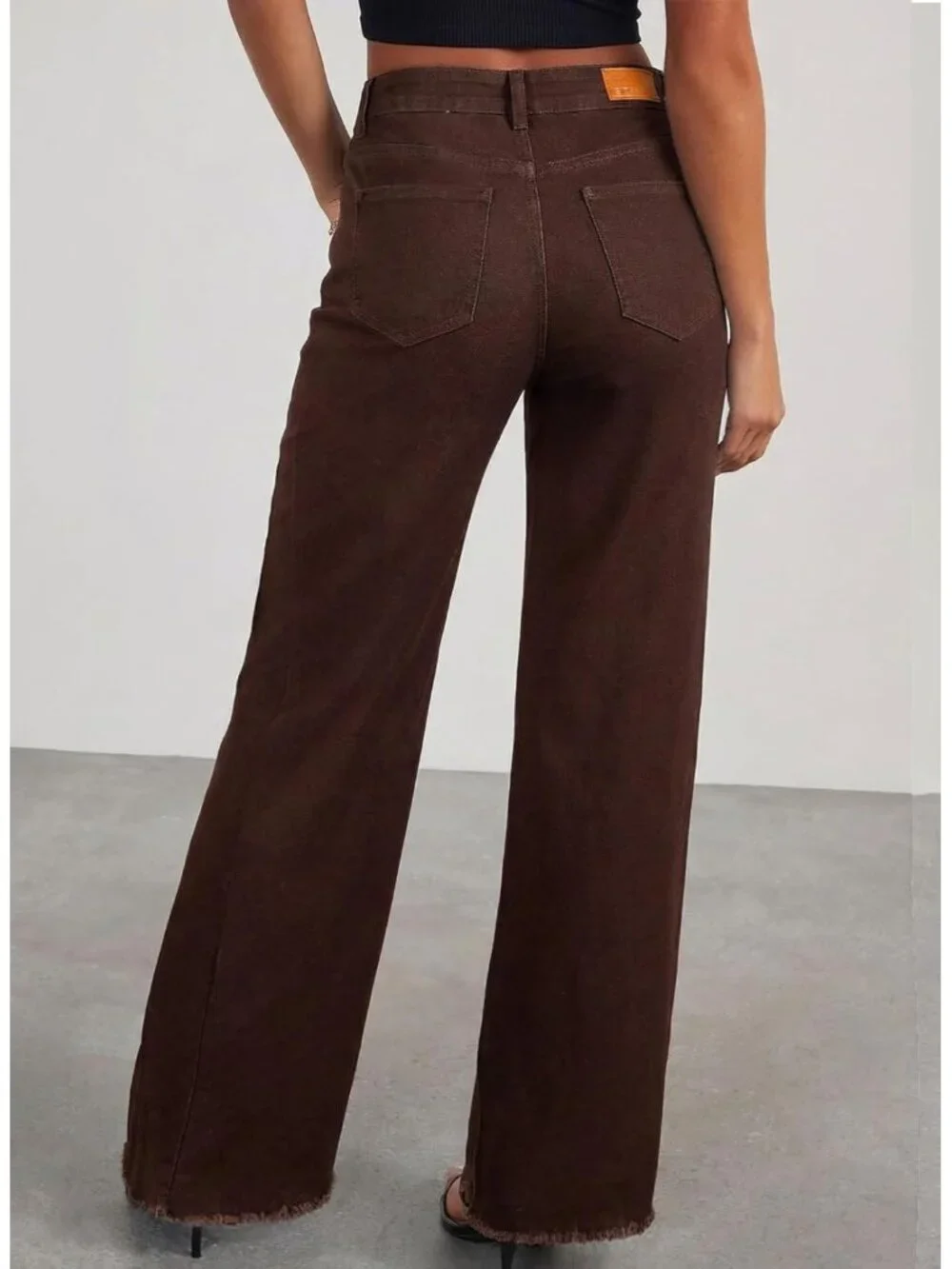 〽️ Women Coffee High Waist Wide Leg Jeans Stretch Raw Hem Denim Zimbaplatinum